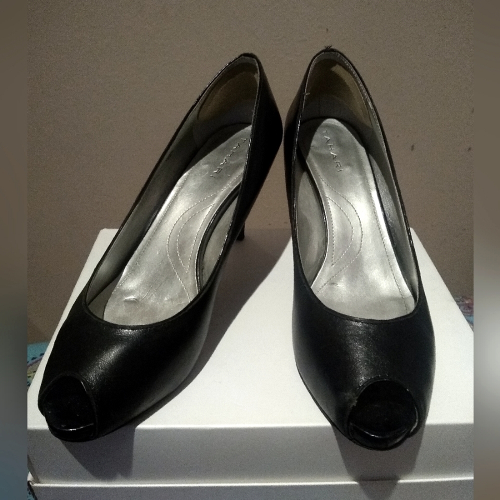 Tahari Peep Toe Leather Shoes